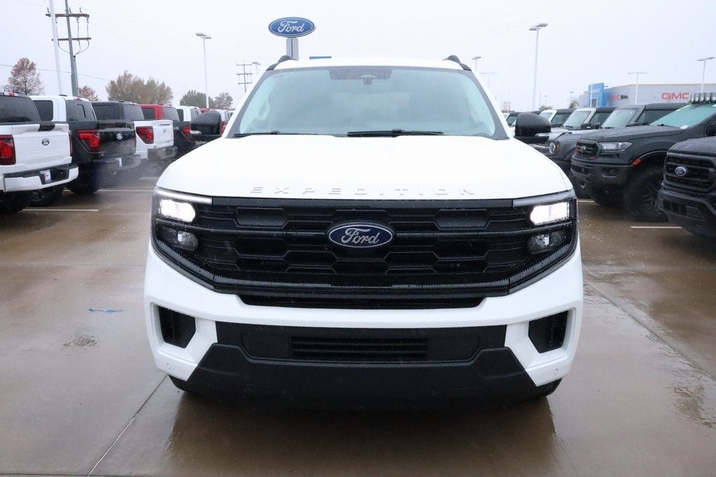 2025 Ford Expedition Active SERVICE LOANER
