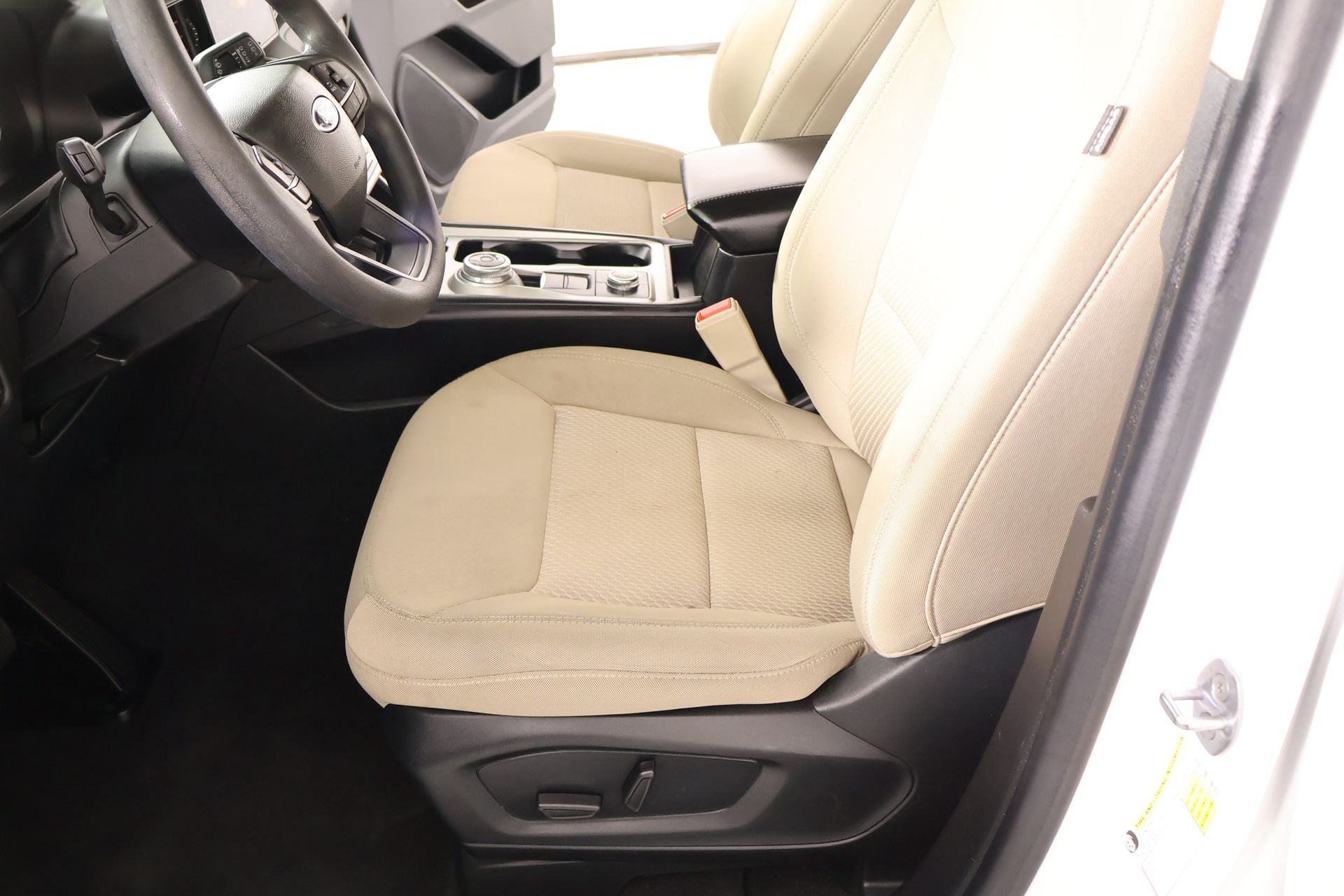 2023 Ford Explorer Base