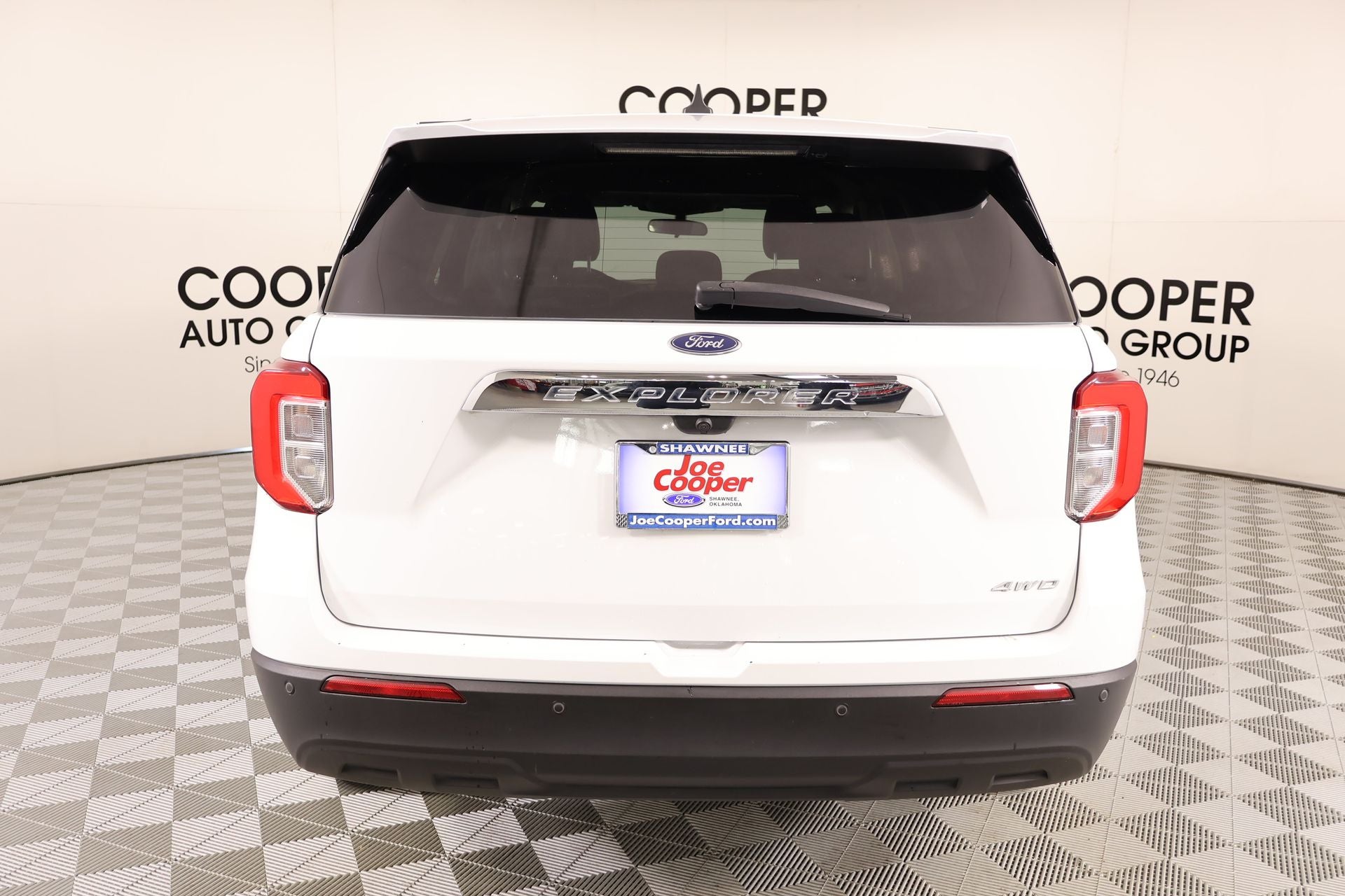 2023 Ford Explorer Base