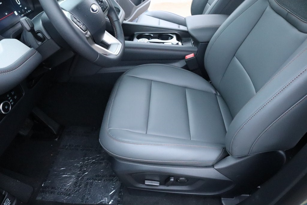 2026 Ford Explorer Active SERVICE LOANER