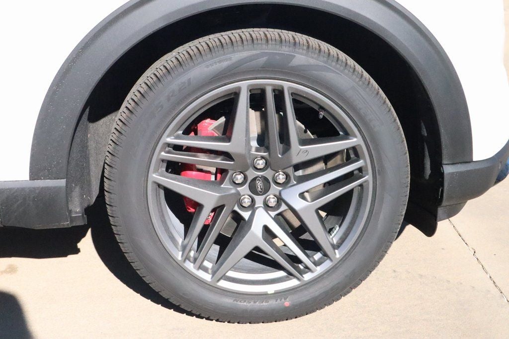 2026 Ford Explorer ST-Line SERVICE LOANER