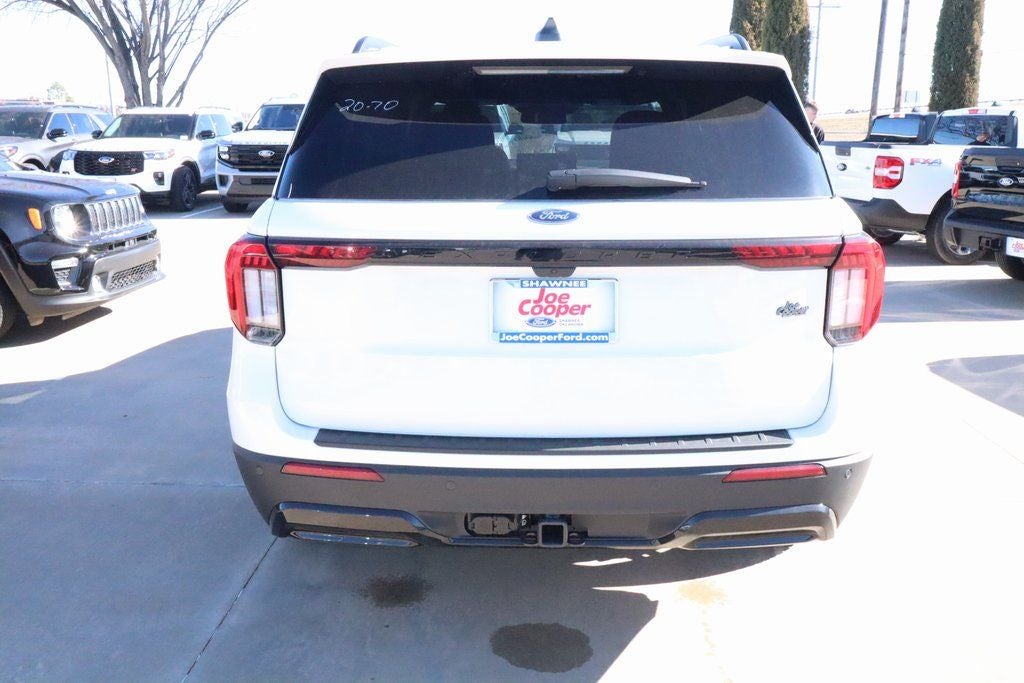 2026 Ford Explorer ST-Line SERVICE LOANER