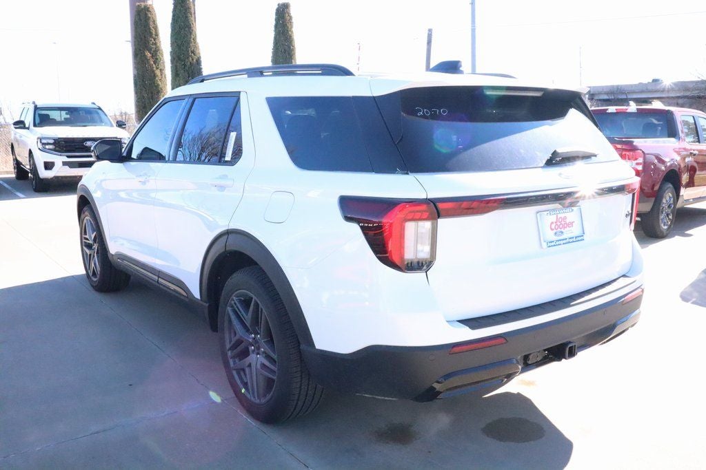 2026 Ford Explorer ST-Line SERVICE LOANER