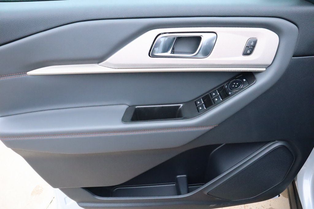 2026 Ford Explorer Active SERVICE LOANER