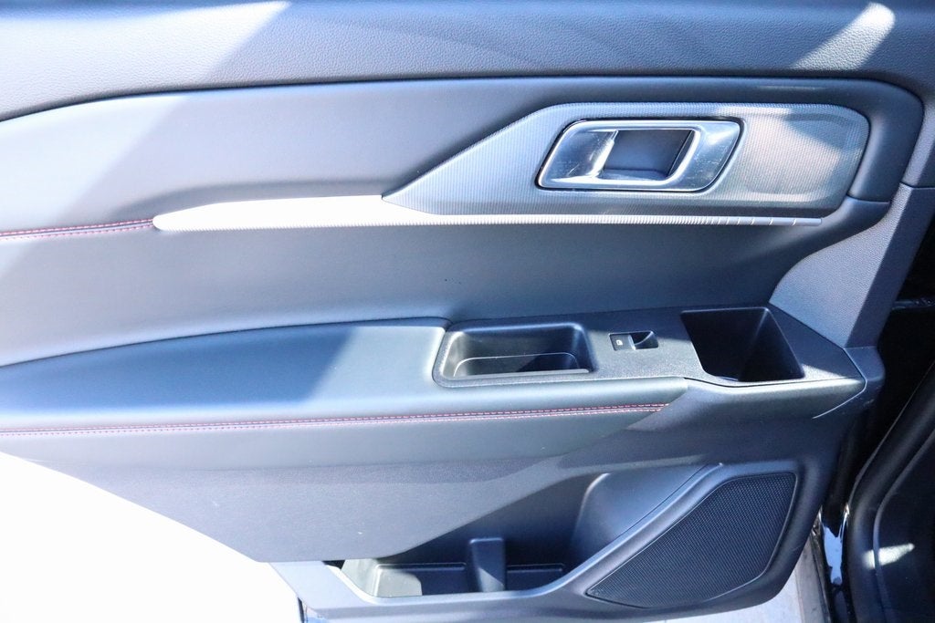 2026 Ford Explorer ST-Line SERVICE LOANER