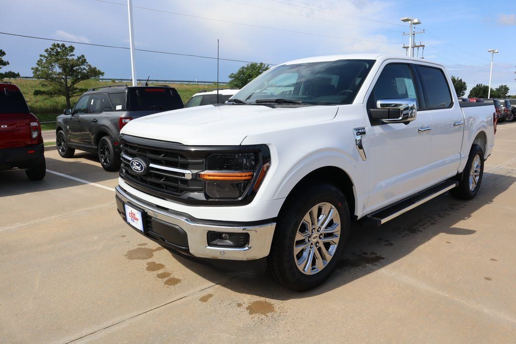2025 Ford F-150 XLT SERVICE LOANER