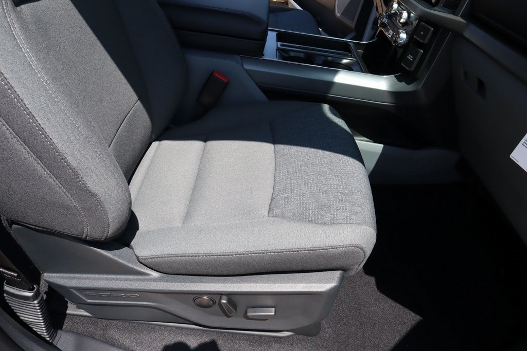 2025 Ford F-150 XLT SERVICE LOANER