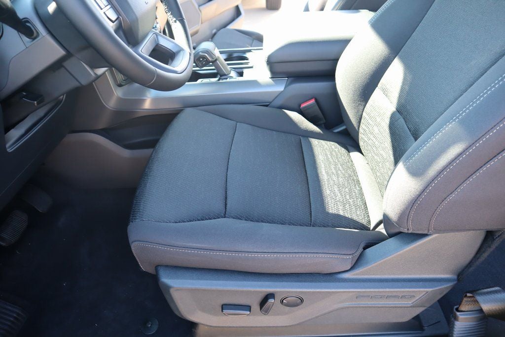 2025 Ford F-150 XLT SERVICE LOANER