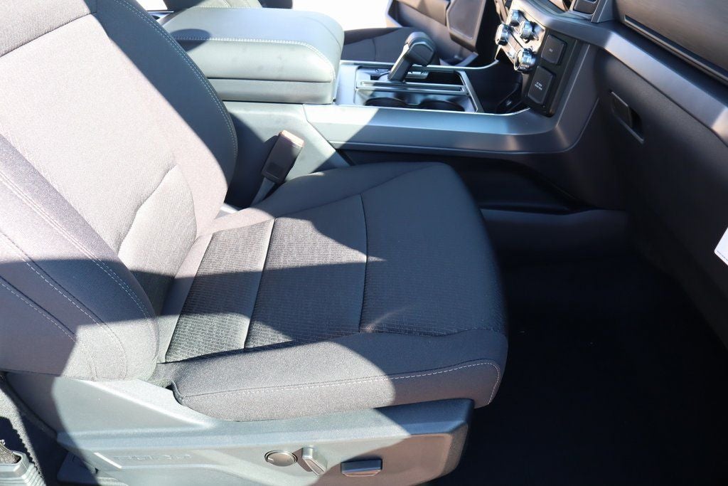 2025 Ford F-150 XLT SERVICE LOANER