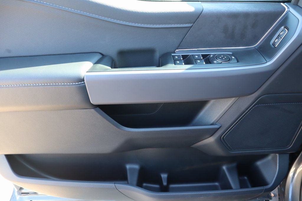 2025 Ford F-150 XLT SERVICE LOANER