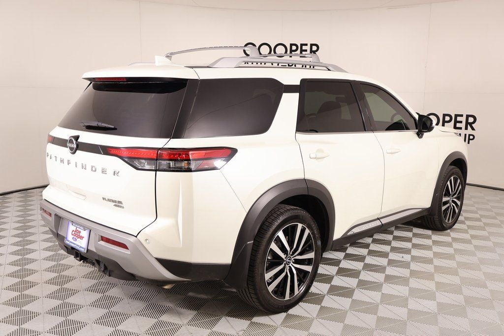 2024 Nissan Pathfinder Platinum