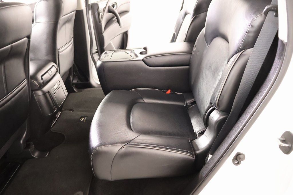 2023 INFINITI QX80 LUXE