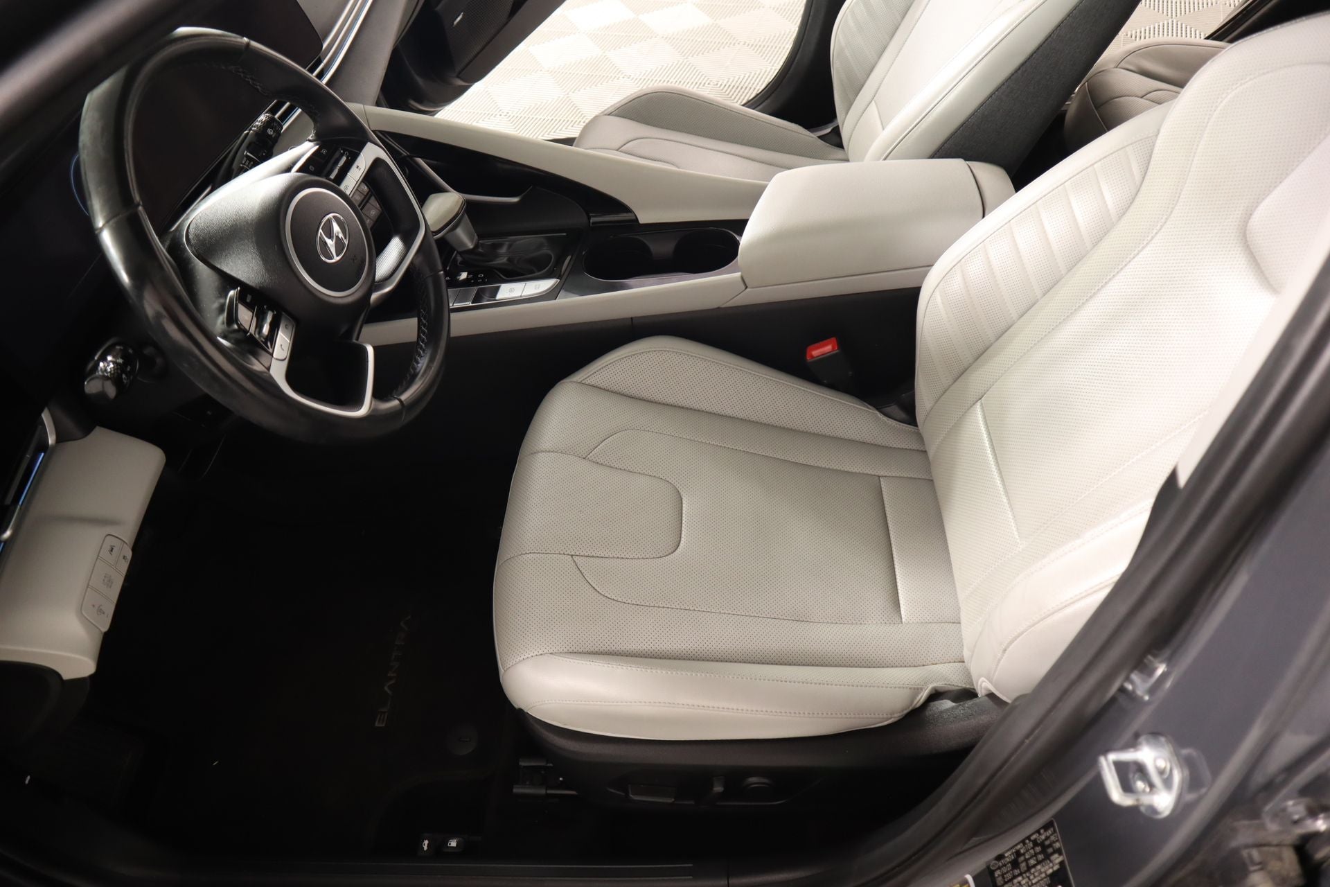 2023 Hyundai Elantra Hybrid Limited