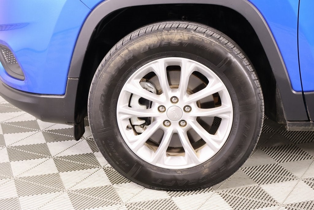 2022 Jeep Cherokee Latitude Lux