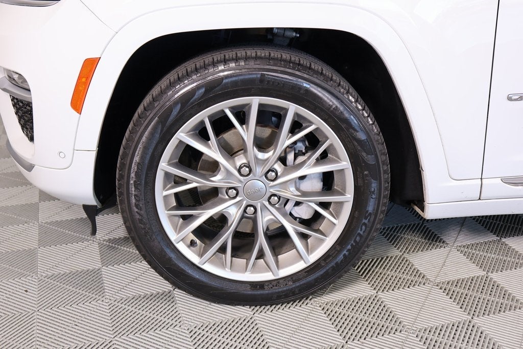 2022 Jeep Grand Cherokee Summit