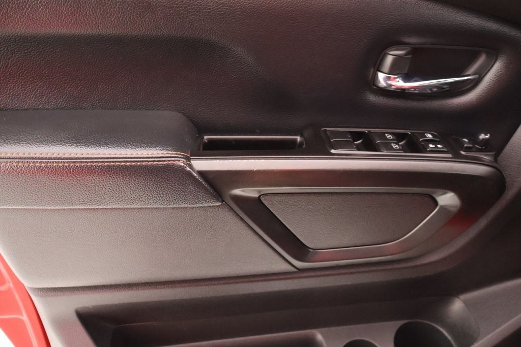 2020 Nissan TITAN PRO-4X