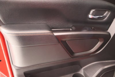 2020 Nissan TITAN PRO-4X