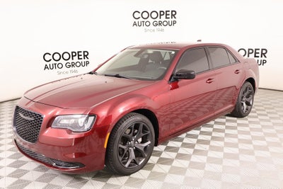 2023 Chrysler 300 Touring