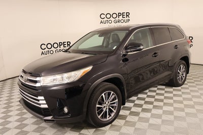 2018 Toyota Highlander Base