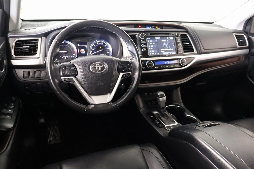 2018 Toyota Highlander Base