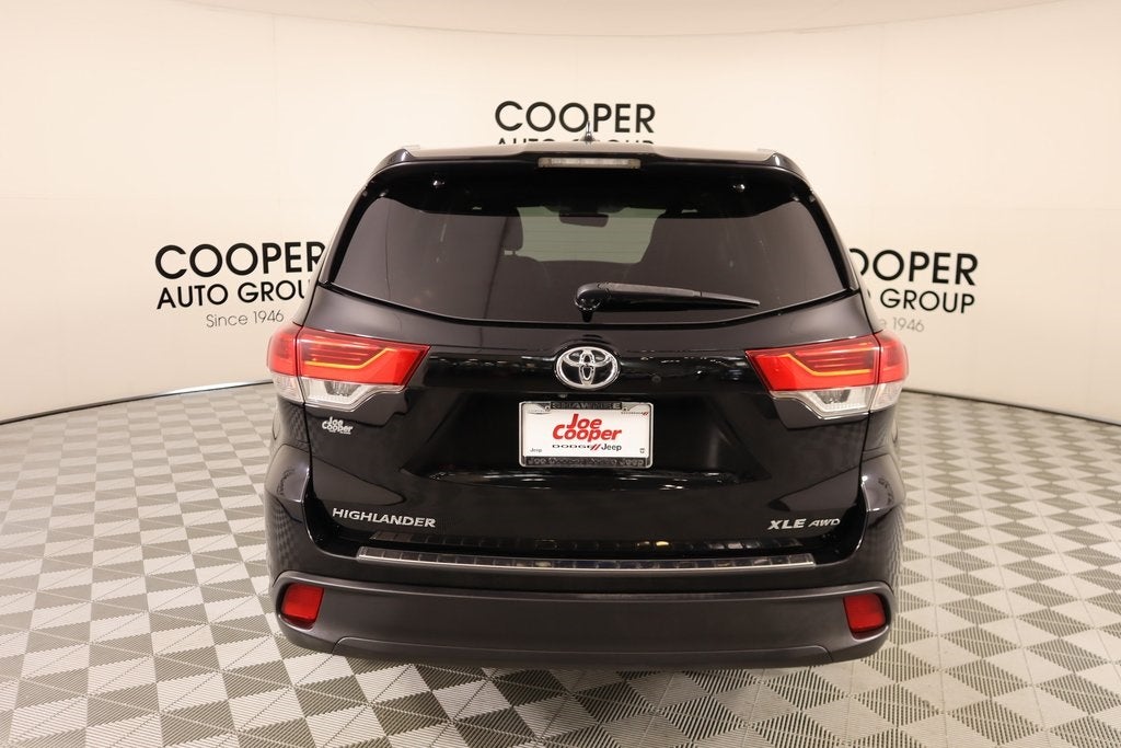 2018 Toyota Highlander Base