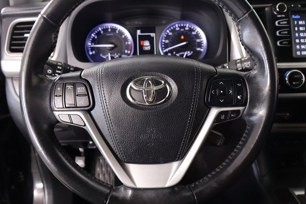 2018 Toyota Highlander Base
